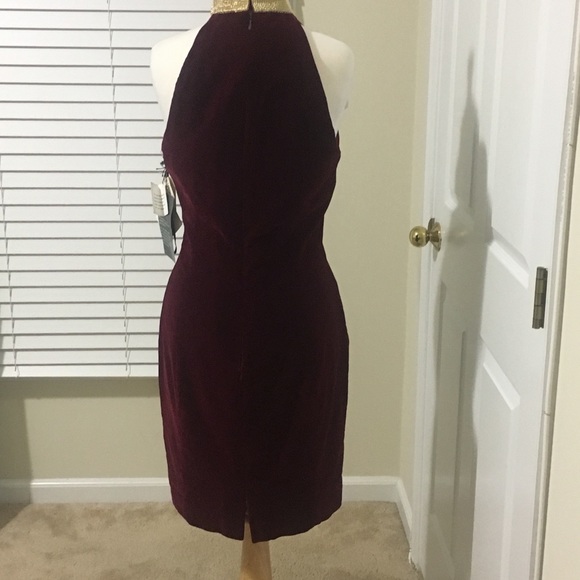 Gillian Velvet Dress - Picture 2 of 8